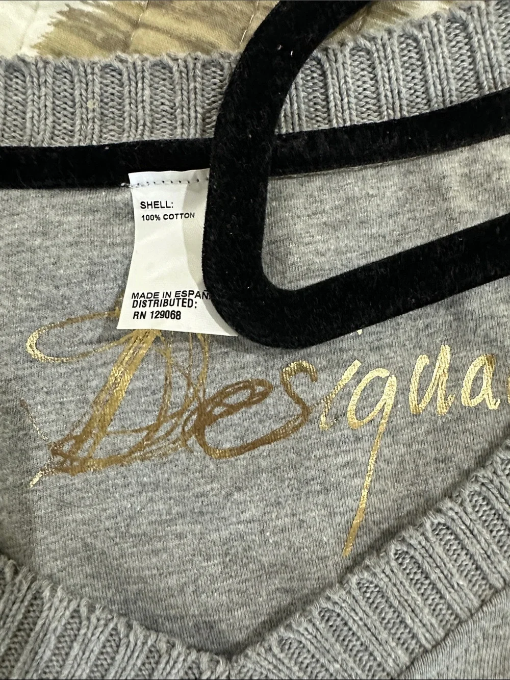 Desigual Gray V-Neck Sweater with Multicolor Circular Embroidery
